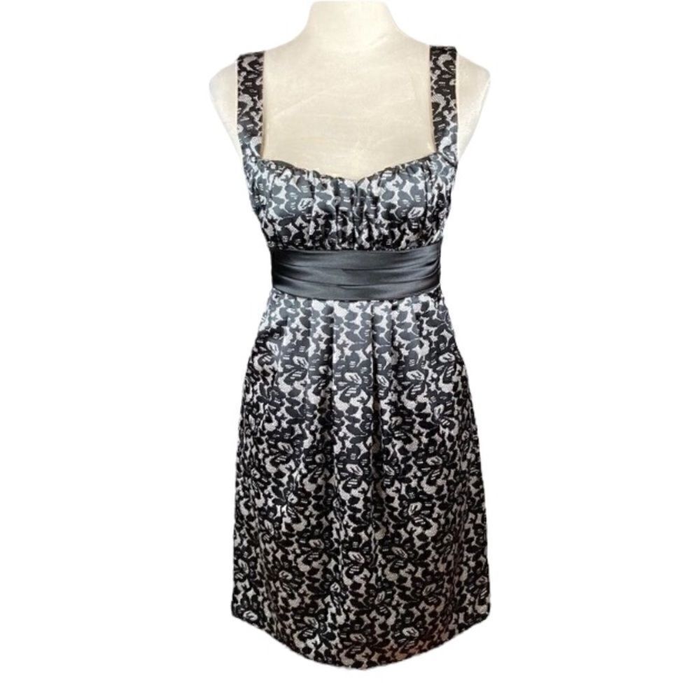 City Triangles Black and‎ Tan Sleeveless Dress With Ribbon Tie, Size 5, NWT